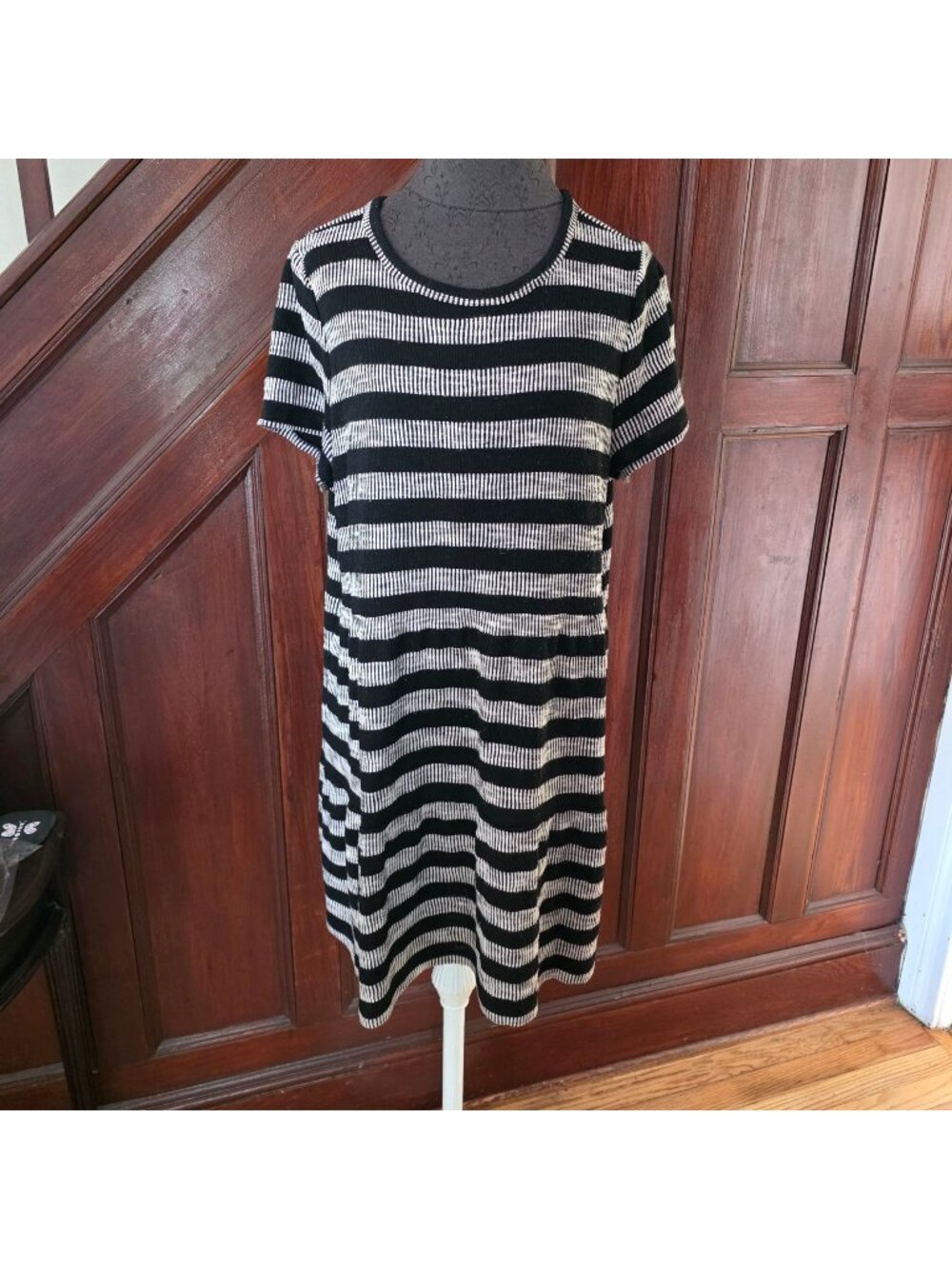 Loft Black & White Striped Short Sleeve A-Line Knit Dress Size L